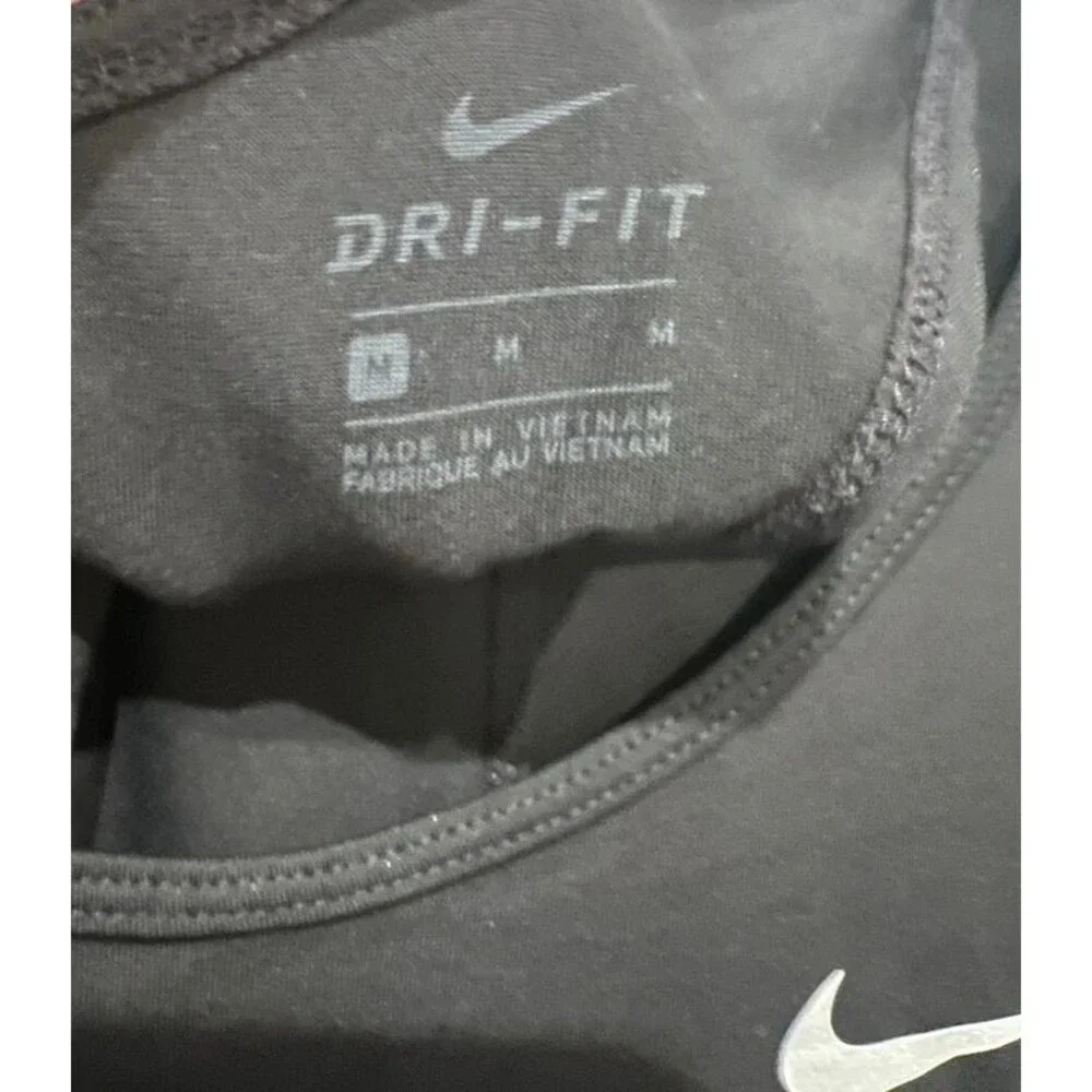 Nike Dri-FIT Women’s Black Short-Sleeve Athletic Top Size Medium(K)